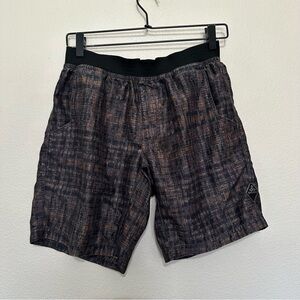 Prana men’s plaid textured pullon men’s athletic outdoor shorts size S small?